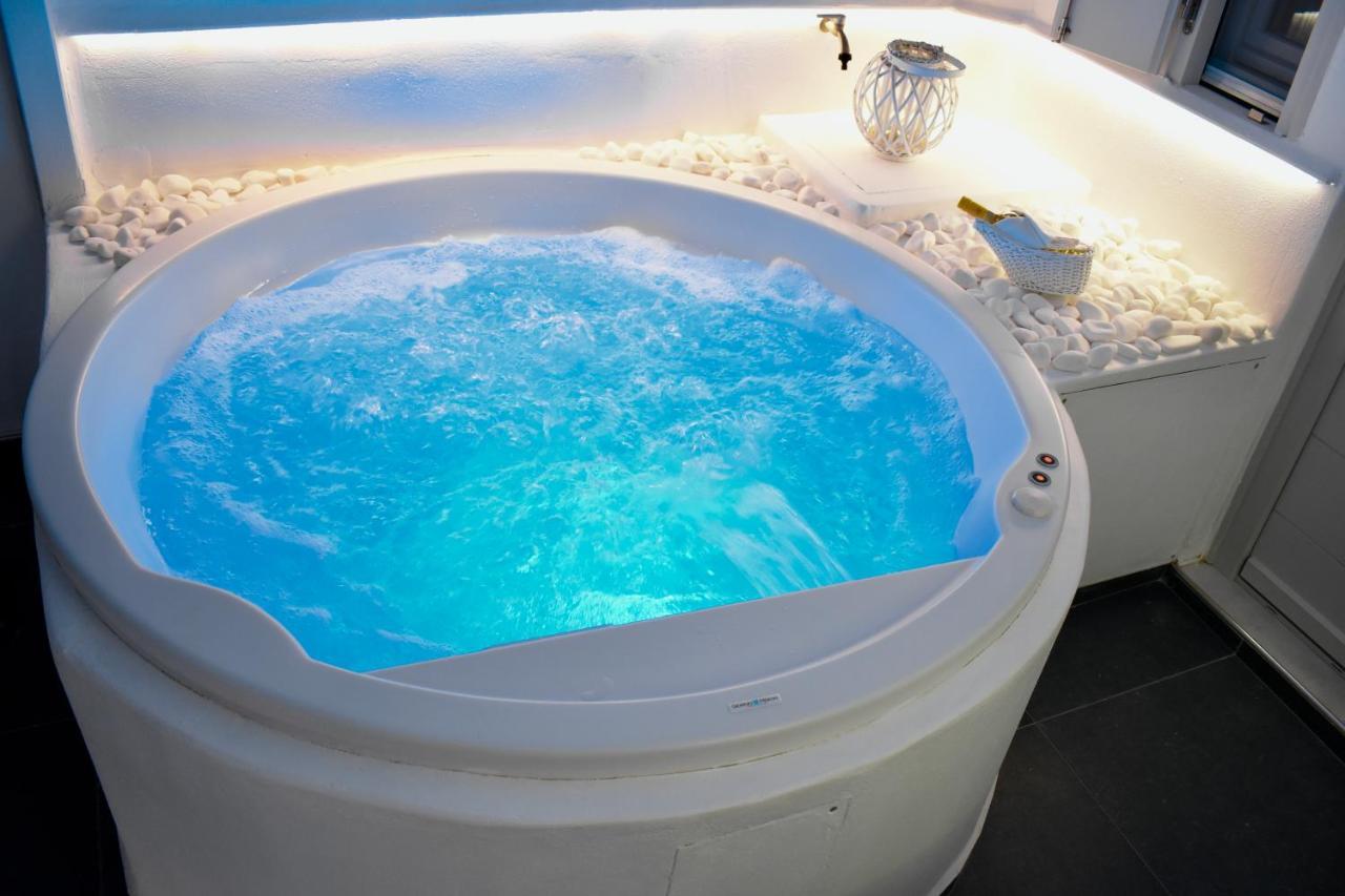 Ariana Eco Suites Adults Only Fira (Santorini) Exterior foto